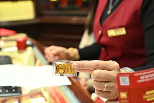 Định hướng đúng nhưng không nên vội