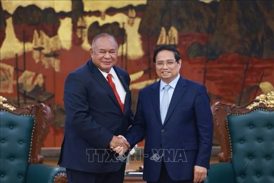 PM calls for stronger multifaceted cooperation between Vietnam, Timor-Leste