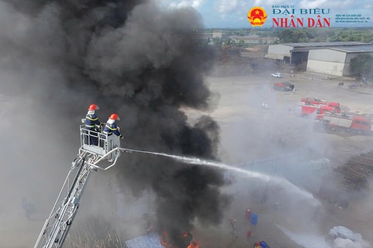 Quảng Trị: Hơn 400 người diễn tập chữa cháy quy mô lớn