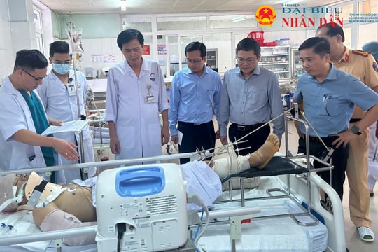 Vụ tai nạn giao thông làm 15 người thương vong tại Quảng Trị: Lái xe khai xe bị mất phanh, mất lái