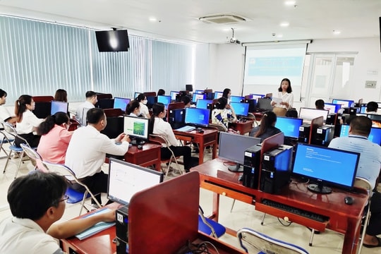 Cung cấp phần mềm miễn phí là chưa đủ