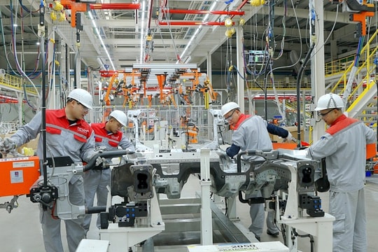 Ô tô “Made in VietNam” : “Chìa khóa” nằm ở công nghiệp phụ trợ nội địa