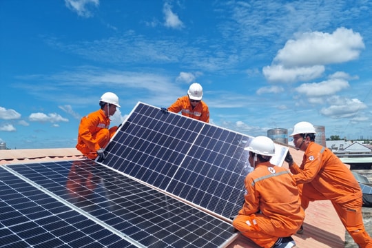 Vì sao phải đăng ký khi lắp đặt điện mặt trời mái nhà?