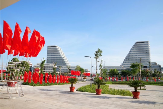 Đô thị cảng biển hiện đại, sinh thái, đáng sống