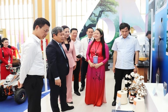 Tự tin, vững bước trong kỷ nguyên vươn mình của dân tộc