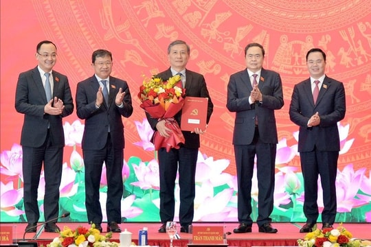 Thể chế hóa đầy đủ, kịp thời chủ trương đột phá phát triển khoa học, công nghệ, đổi mới sáng tạo và chuyển đổi số quốc gia