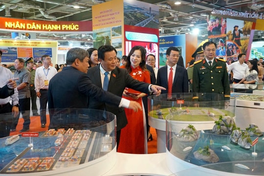 Quảng Ninh: Ấn tượng triển lãm thành tựu phát triển kinh tế - xã hội 5 năm (2020 - 2025)