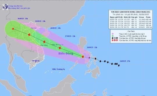 Cập nhật: Đêm nay, bão số 10 BUALOI di chuyển nhanh vào đất liền, gây mưa lớn