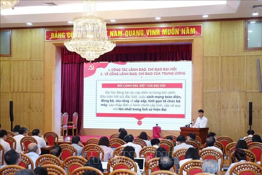 Đẩy mạnh tuyên truyền các nghị quyết quan trọng của Bộ Chính trị