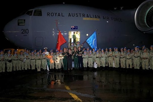 Ngày trở về trong vòng tay xúc động, hoàn thành xuất sắc nhiệm vụ quốc tế