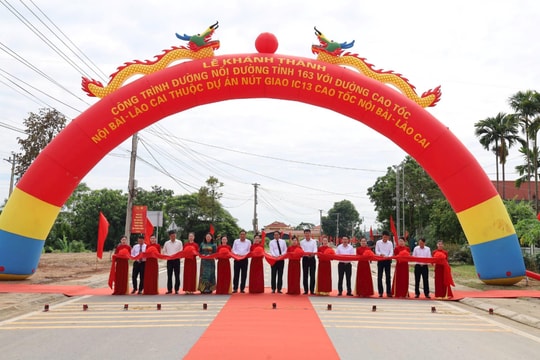 Lào Cai khánh thành tuyến đường nối tỉnh lộ 163 với đường cao tốc Nội Bài - Lào Cai
