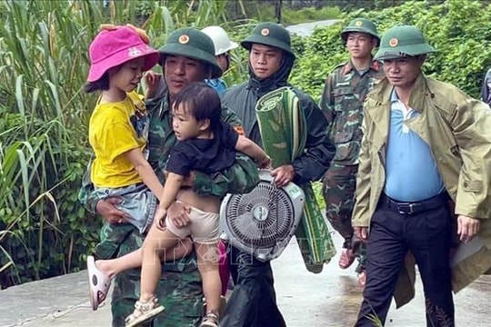 Chỉ đạo của Thường trực Ban Bí thư về việc ứng phó bão số 10 (Bualoi)