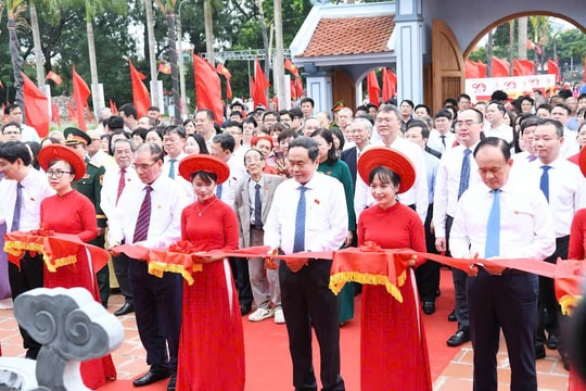 Chủ tịch Quốc hội Trần Thanh Mẫn dự Lễ khánh thành Khu lưu niệm Trưởng Ban Thường trực Quốc hội Bùi Bằng Đoàn