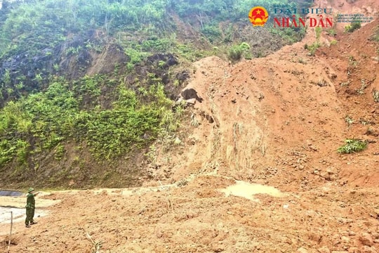 Quảng Trị: Đường Hồ Chí Minh nhánh Tây bị chia cắt do sạt lở ta li dương