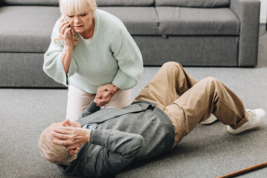 Nhận biết “đột quỵ cảnh báo”: Đừng bỏ qua những tín hiệu sống còn