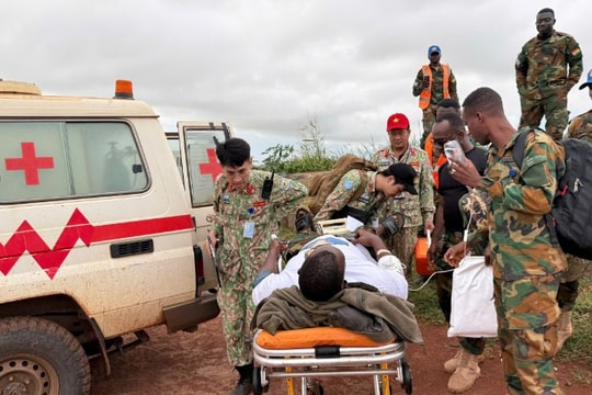Bác sỹ quân y Việt Nam cấp cứu kịp thời ca bệnh nguy kịch ở Nam Sudan