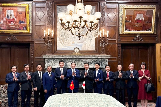 Phó Chủ tịch Quốc hội, Thượng tướng Trần Quang Phương hội kiến Chủ tịch Hạ viện Nhật Bản