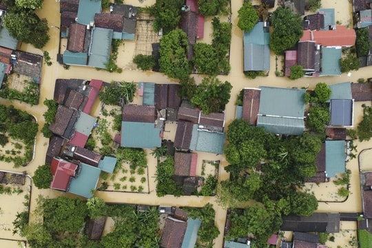 5 tỉnh, thành phố khẩn trương xử lý, khắc phục sự cố trên các tuyến đê nhằm đảm bảo an toàn chống lũ