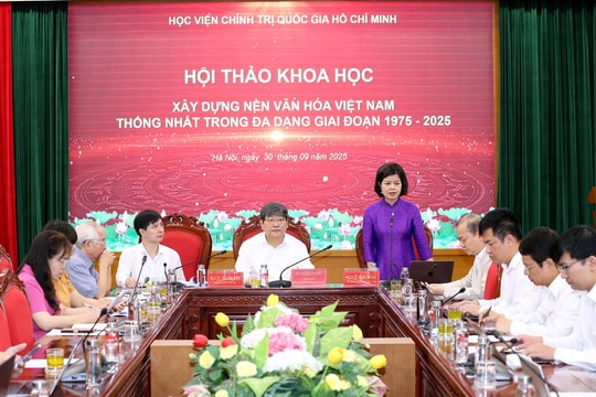 Xây dựng chiến lược toàn diện phát triển nền văn hóa Việt Nam thống nhất trong đa dạng