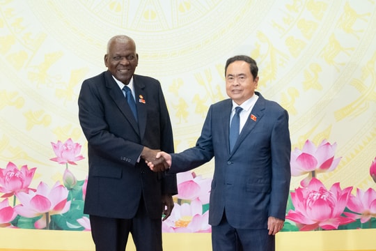 Chủ tịch Quốc hội Trần Thanh Mẫn và Chủ tịch Quốc hội Cuba đồng chủ trì Phiên họp Ủy ban liên nghị viện