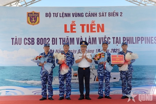 Vietnam Coast Guard delegation sets sail for Philippines to strengthen maritime partnership