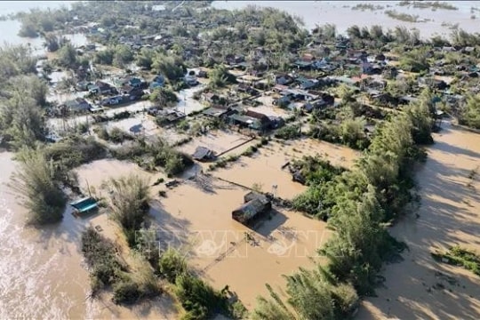 Lao, Cuban, Nicaraguan leaders offer condolences to Vietnam over typhoon consequences