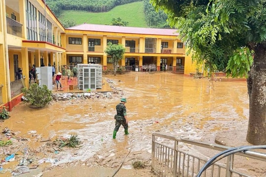 Lào Cai: 65 trường học bị thiệt hại do bão Bualoi, ước tính lên tới 30 tỷ đồng
