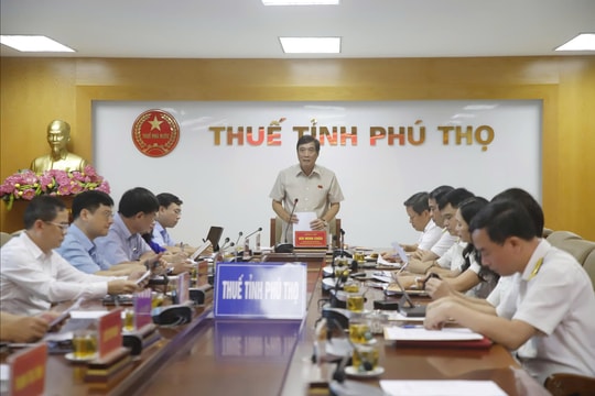 Đoàn ĐBQH tỉnh Phú Thọ lấy ý kiến tham gia dự án Luật Quản lý thuế (sửa đổi), Luật Thuế thu nhập cá nhân (sửa đổi)