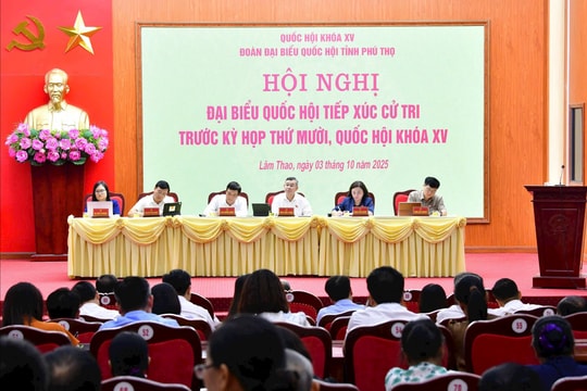 Đoàn ĐBQH tỉnh Phú Thọ tiếp xúc cử tri trước Kỳ họp thứ Mười