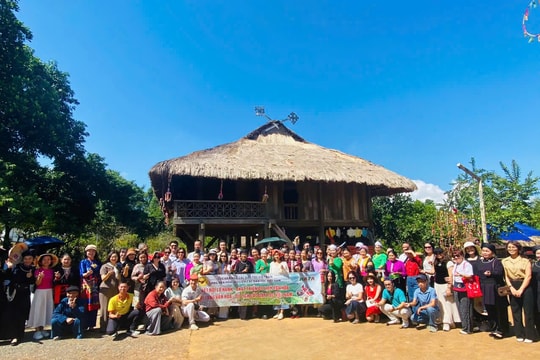 Kết nối, phát triển du lịch tại Làng Văn hóa - Du lịch các dân tộc Việt Nam