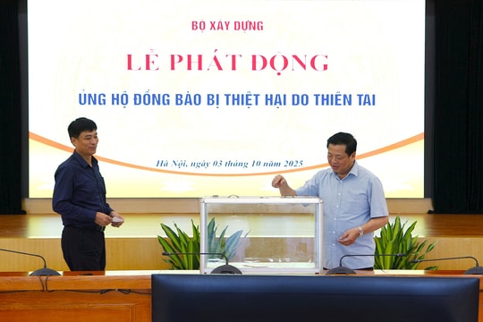 Bộ Xây dựng quyên góp ủng hộ đồng bào bị thiệt hại do bão số 10