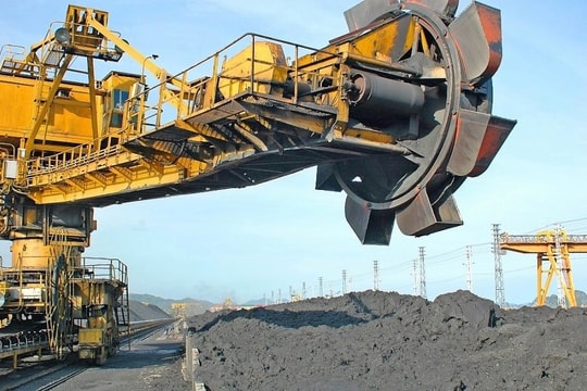 TKV tiêu thụ hơn 34 triệu tấn than từ đầu năm 2025
