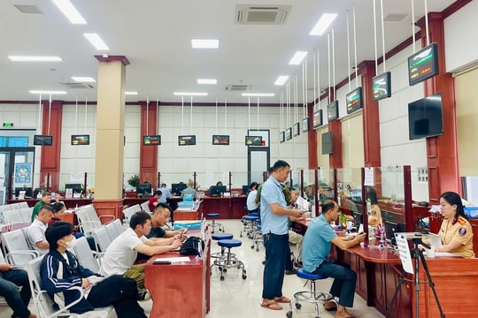 Bài 3: Kiến tạo nền hành chính phục vụ, hiện đại, minh bạch