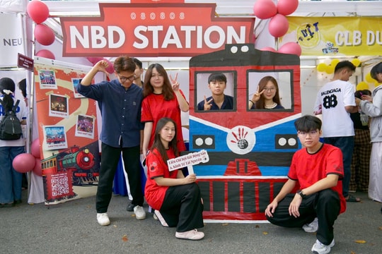 NEU Club Day 2025: Sắc màu tuổi trẻ của sinh viên Đại học Kinh tế Quốc dân