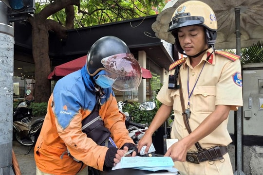 TP. Hồ Chí Minh: Lao động công ích – hướng nhân văn trong xử lý vi phạm giao thông