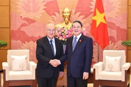 NA Vice Chairman receives Germany's WUS President