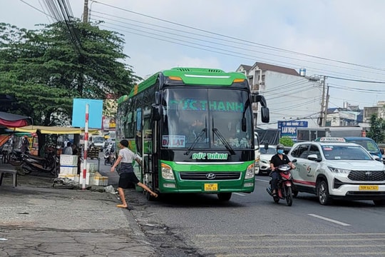 Đồng Nai: Yêu cầu lập lại trật tự hành lang an toàn trên quốc lộ