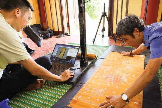 Huế đẩy mạnh số hóa, phát huy giá trị tư liệu Hán - Nôm