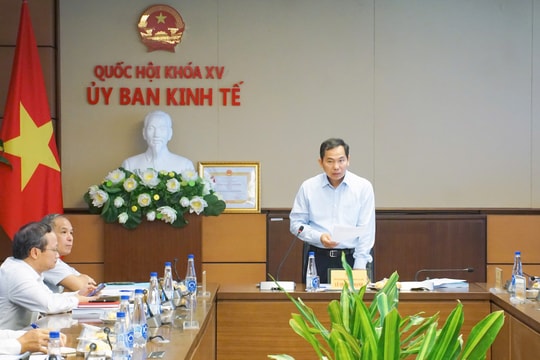 Cân đối giữa lợi nhuận và an toàn quỹ