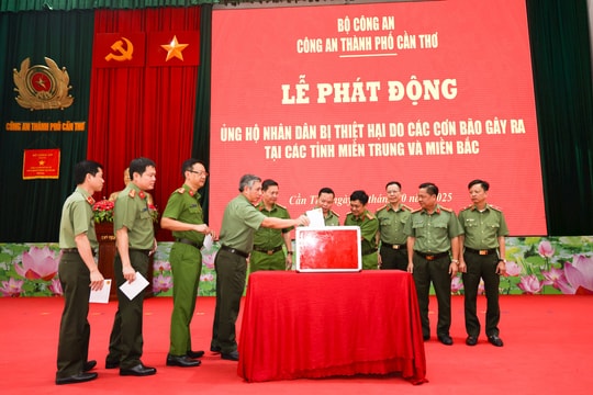 Công an TP. Cần Thơ phát động ủng hộ người dân bị thiệt hại do bão số 10