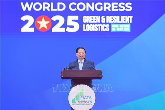 Thủ tướng Phạm Minh Chính: Thực hiện 5 đẩy mạnh để phát triển logistics toàn cầu theo hướng xanh, số và bền vững