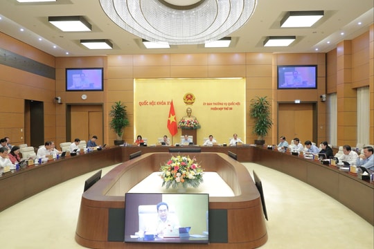 Phát triển báo chí cách mạng tinh gọn, hiện đại, vững vàng trên mặt trận thông tin