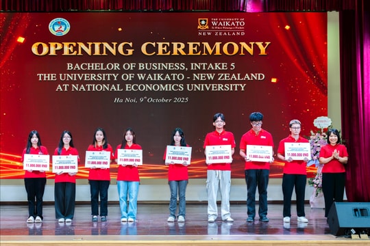 Đại học Kinh tế Quốc dân khai giảng Chương trình liên kết đào tạo Quản lý Chuỗi Cung ứng và Kinh doanh Số với Đại học Waikato