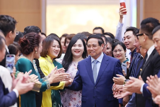 PM talks with business representatives on Vietnamese Entrepreneurs’ Day