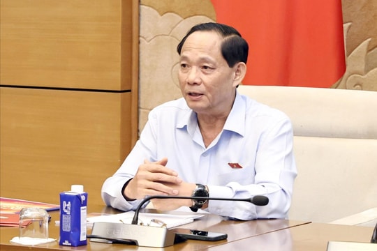 Phó Chủ tịch Quốc hội, Thượng tướng Trần Quang Phương chủ trì họp về Chương trình “Vinh quang Quốc hội Việt Nam”