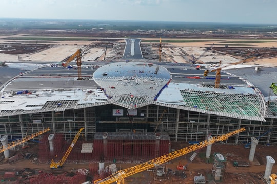 Sân bay Long Thành tăng tốc thi công, đón chuyến bay kỹ thuật đầu tiên vào ngày 19/12