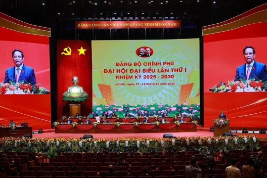 Current issues under debate at first Party Congress of Government