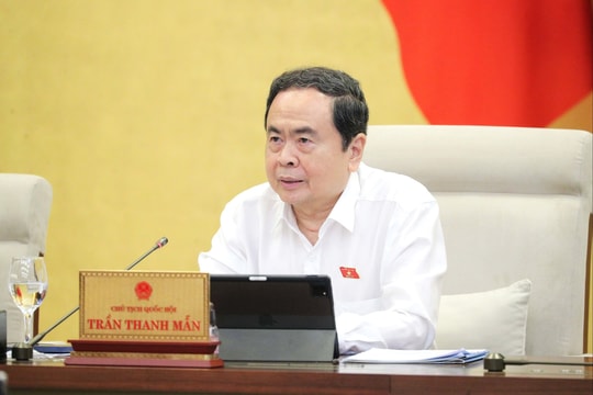 Nghị quyết Về việc thành lập Ban tổ chức Diễn đàn về xây dựng pháp luật và nhiệm vụ, quyền hạn của các thành viên