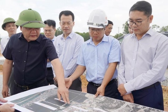 "Tắc nghẽn" vốn đầu tư công: 12 lãnh đạo xã, phường Quảng Trị bị phê bình