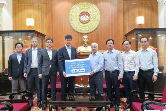 Samsung Việt Nam ủng hộ 10 tỷ đồng hỗ trợ khắc phục hậu quả bão lũ